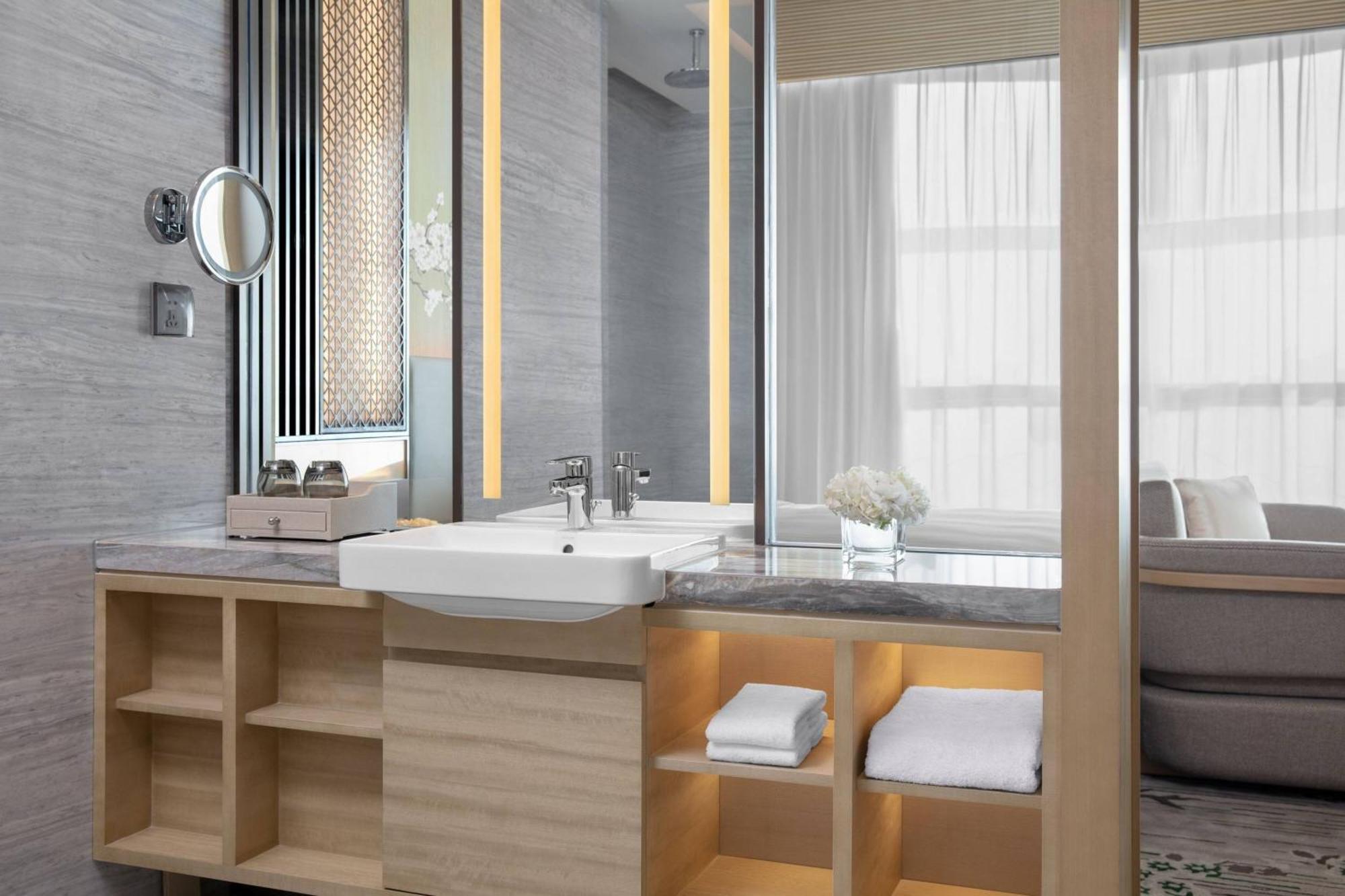 Courtyard By Marriott Jiangsu Taizhou Hotel Exterior foto